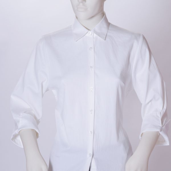 camicia donna slim, collo tipo uomo. Manica 3/4